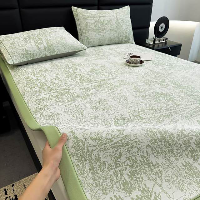 
Summer ice silk mat machine washable summer air-conditioned soft mat bed sheet 2025 new type A maternal and infant grade