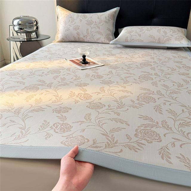 
pe jacquard ice silk mat i three-piece set summer class a maternal and infant grade machine washable air-conditioned soft mat mattress 2025 new style