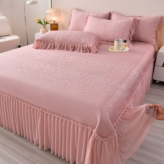 Summer ice silk mat A-class mother-child grade machine-washable iced bean soft mat gradient bed skirt mat 2025 new
