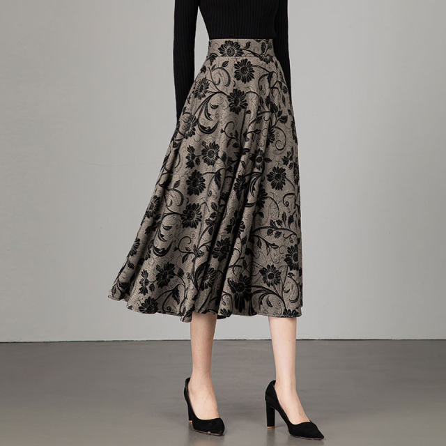 2025 Spring and Autumn New Printed Skirt for Women High Waist Slim Mid-Length Large Size Versatile A-line Umbrella Skirt
