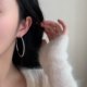 I'm looking forward to meeting the face-showing small circle temperament earrings, mosquito coil earrings, women's exaggerated temperament earrings, large circles