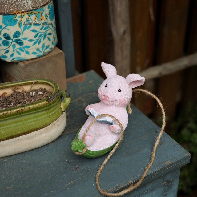 Garden balcony garden kindergarten garden garden garden outdoor hanging pig swing hanging decorations homestay decoration decorations