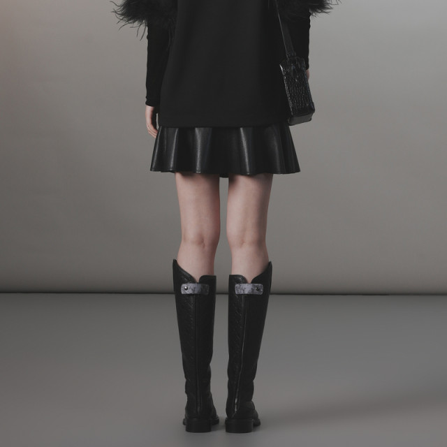 XG Xue Ge 2024 winter new slim A version fish tail splicing minimalist versatile PU leather skirt XJ403021A290
