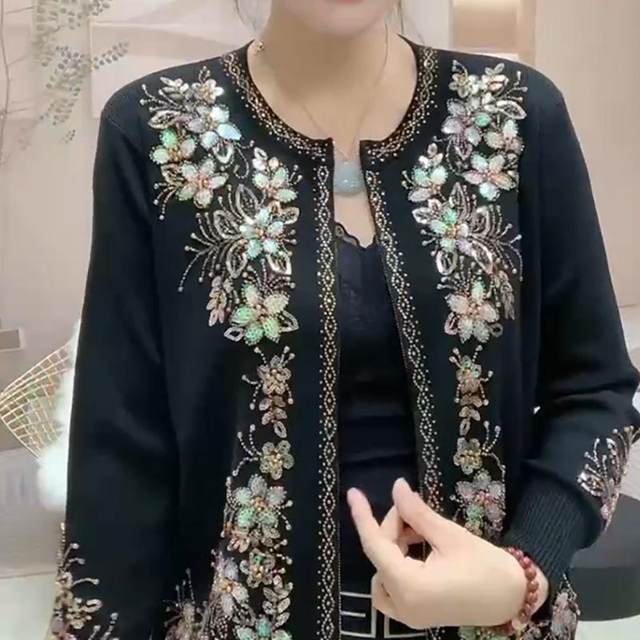 
New autumn and winter new middle-aged and elderly round neck embroidered fashionable plus size wool cardigan sweater