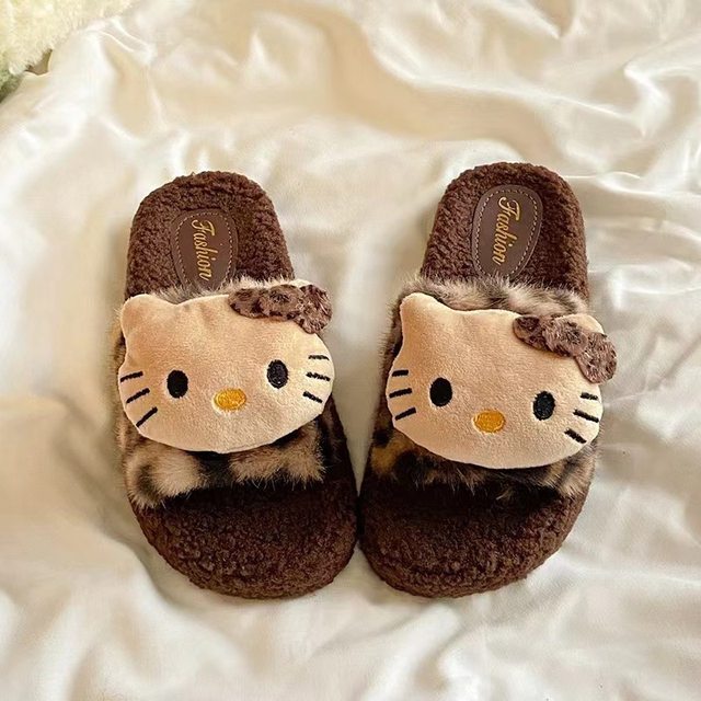 
2025 new autumn and winter cute leopard print fur slippers for women indoor non-slip cute cartoon outdoor fashionable cotton slippers