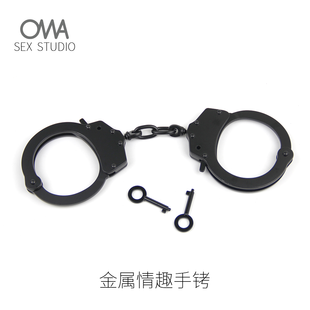 ONNA エロ手錠金属シミュレーション手錠緊縛ボンデージトレーニングカップル大人の製品代替おもちゃ
