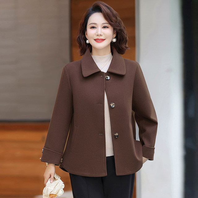 
Mother's autumn woolen jacket 2025 new style foreign style 50 and 60 middle-aged and elderly women's spring and autumn woolen tops