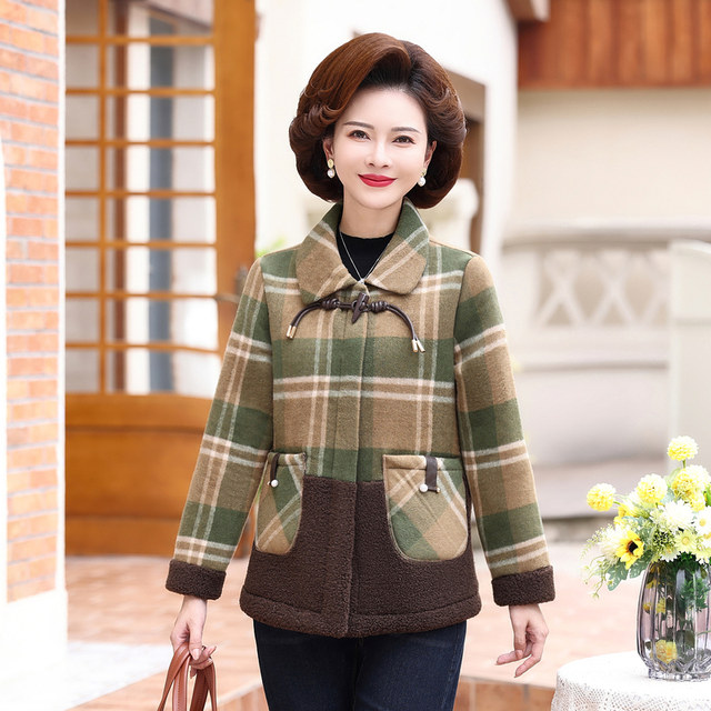 Middle -aged mother spring and autumn, velvet thick lattice woolen jacket, middle -aged and elderly women's new foreign gas -keeping shirt