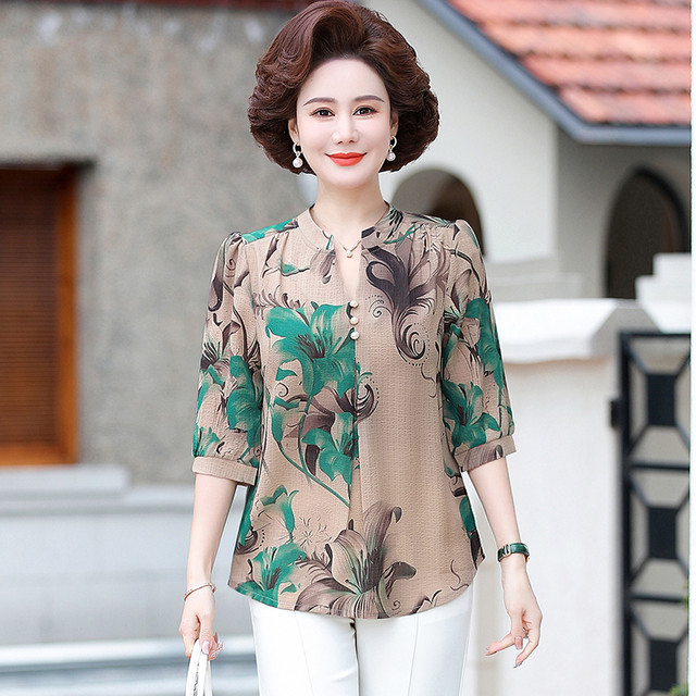 Middle-aged women's short-sleeved women's T-shirts middle-aged and elderly mothers 2025 summer new fashionable suit chiffon shirt top