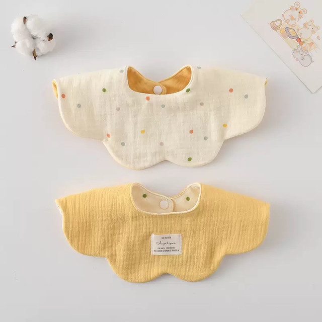Pure cotton gauze petal baby saliva towel ins Korean style wave flower baby saliva towel 360 degree shape small