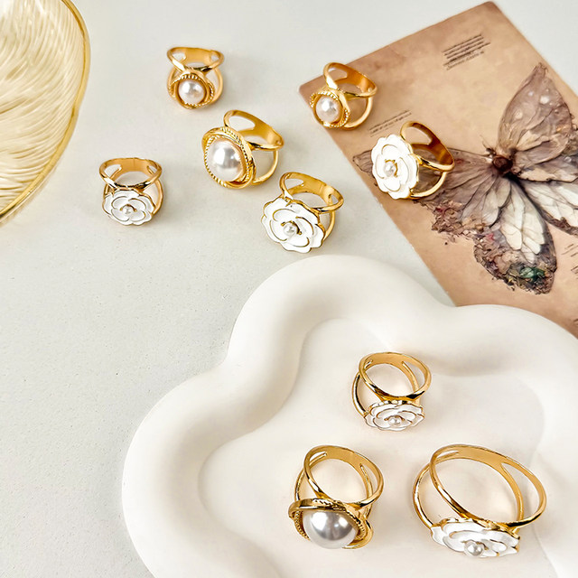 2025 new multi-functional clothing corner button coat scarf button high-end small square scarf shirt streamer bow knot button knot button