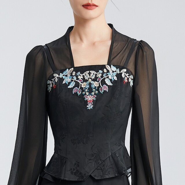 SUSSI/Anti-colored season new product mall same black embroidered palace waist-closing suspender (excluding bottom clothes)
