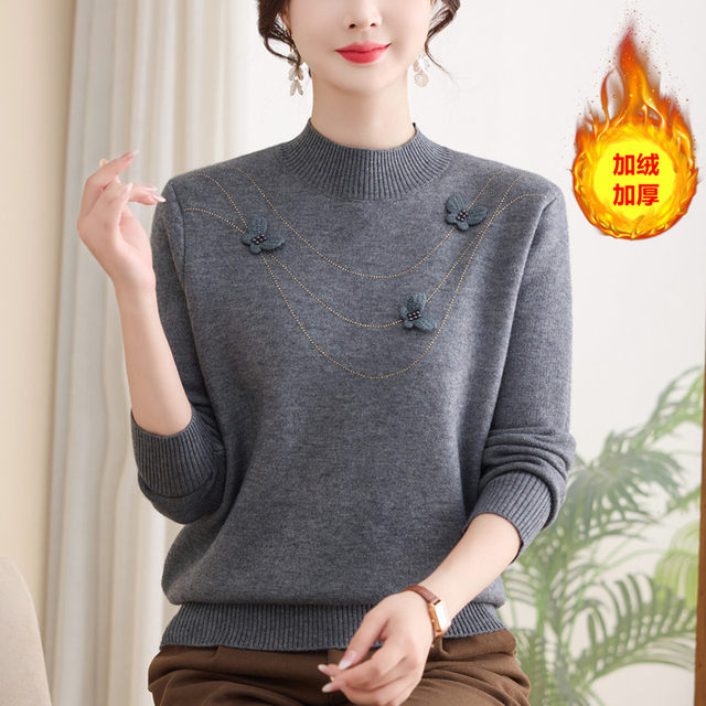 2025 new three-dimensional butterfly velvet thickened sweater middle-aged and elderly knitted bottoming sweater mother autumn and winter warm suit
