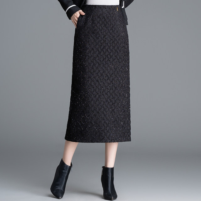 Small fragrance style skirt for women in spring and summer 2025 new high-waist zipper hip skirt mid-length slit straight one-step skirt
