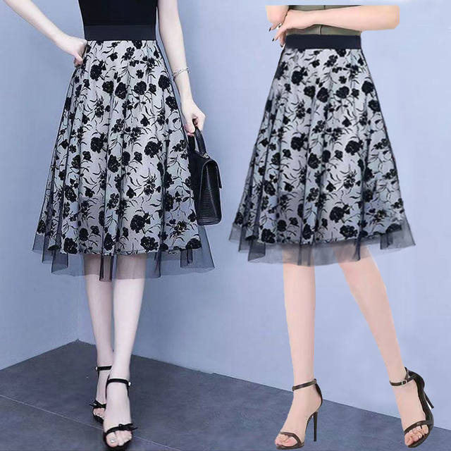 Spring and Autumn versatile skirt for women with high waist slim mesh floral A-line skirt artistic fashion mid-length umbrella skirt