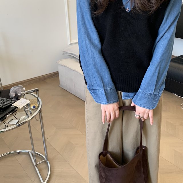 
Style 100 wool large V-neck knitted vest layered with solid color sweater vest waistcoat