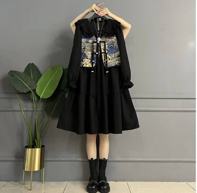 Large -size high -level sensor autumn installation retro -old buckle Suwa doll collar age reduction dress shows thin and covered two pieces of meat
