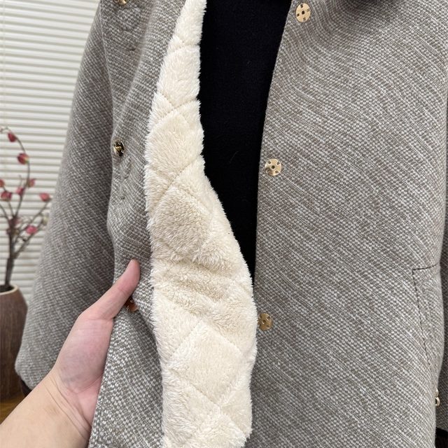 Middle-aged and elderly women's winter clothing, women's cotton-padded jackets, mother's cotton-padded coats, thickened velvet, old ladies' cotton-padded jackets, mother-in-law's warm clothes