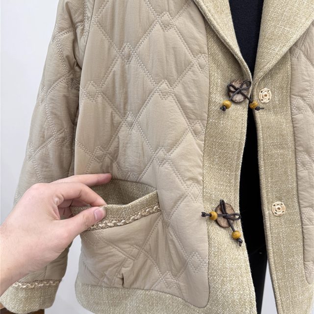 Mom's autumn and winter Western-style cotton clothes for middle-aged women 2025 new cotton-padded jackets for middle-aged and elderly people thickened cotton-padded jackets