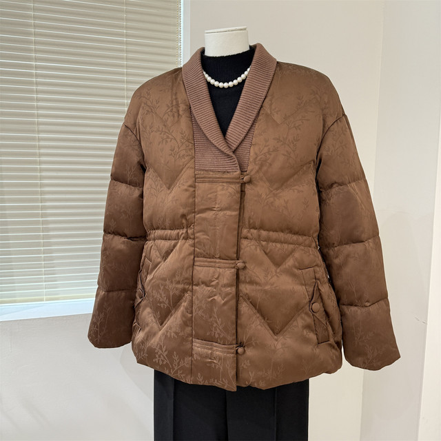 2025 New Mother's Winter Down Jacket Women's Short Style Western Style Middle-aged and Elderly Stand-up Collar White Duck Down Thickened Warm Jacket