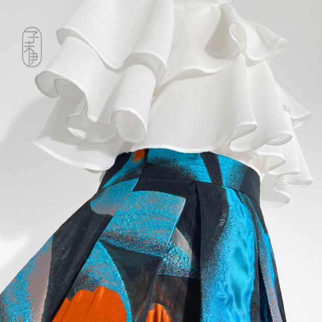 Ziweiyi Orange and blue retro Organya high-end spring and summer new style printed half-body umbrella skirt to make you look thin
