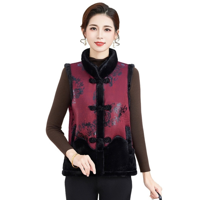 Middle-aged and elderly women's winter clothing fur integrated vest mother's mink velvet warm vest high-end national style vest