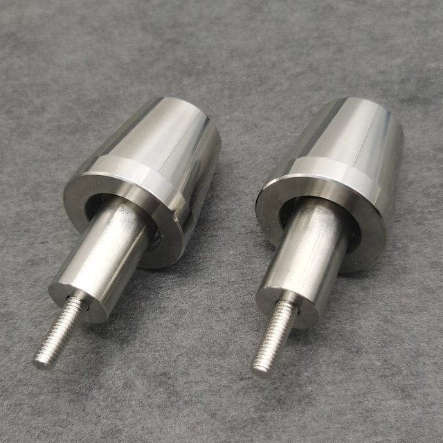 Suitable for Gaojin GK1200 GK500 GK400 650 modified motorcycle handlebar traffic jam weighted balance block