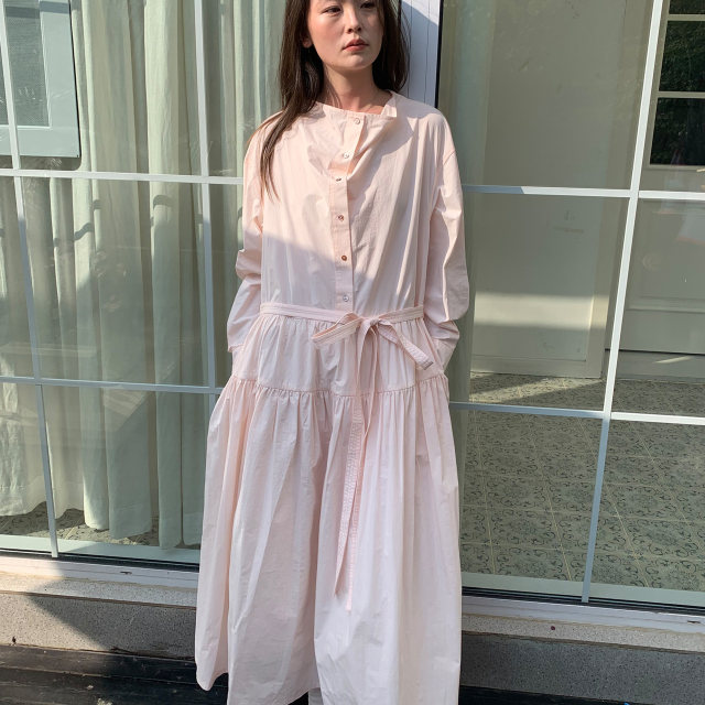 Herowrows Mama cotton light pink long-sleeved dress Lazy draped collar tethered strap large hem skirt