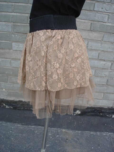 Wild model cute super skirt lace skirt bottom skirt, puffy skirt, black apricot yellow yellow mini skirt special price