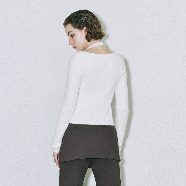 UR domestic purchasing agency 2024 autumn women's fashion fake two-piece halter neck slim soft waxy sweater UYV940022