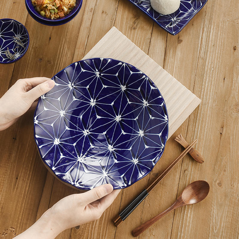 圆盘日本进口波佐见烧翔芳窑家用和风陶瓷餐具新款创意菜盘如宝石般