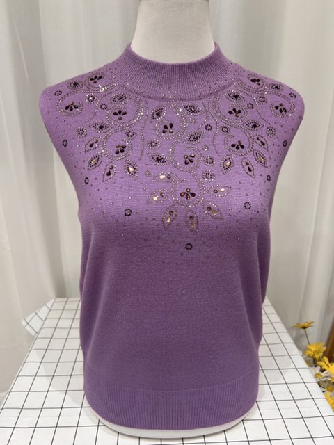 Autumn and winter sweaters for middle-aged and elderly mothers in natal red loose large size half turtleneck diamond-encrusted elastic middle-aged and elderly comfortable shirts