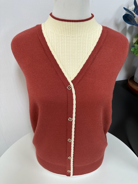 Extra large size autumn and winter mother's wear wool sweater loose plus velvet thickened sweater half turtleneck middle-aged and elderly warm tops for women