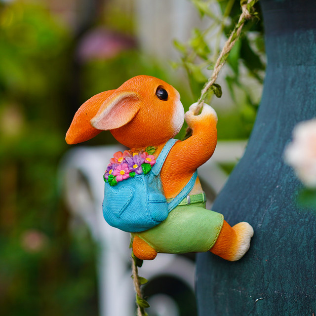 Cute climbing rabbit balcony wall hanging garden flower pot pendant landscaping decoration climbing tree ornament hanging parts