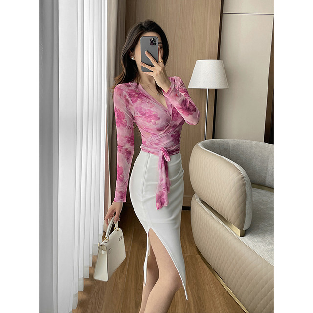 Pink and purple printed top for women in summer new fashion style feminine versatile mesh V-neck strap shirt for women