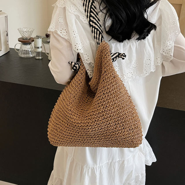 Lazy style large capacity straw woven bag for women in summer 2025 new seaside vacation woven bag versatile one-shoulder underarm bag