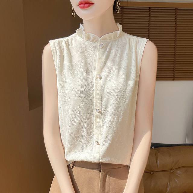 French light luxury lace fungus collar sleeveless shirt with dark pattern and western style spring and summer knitted bottoming vest for women under suit