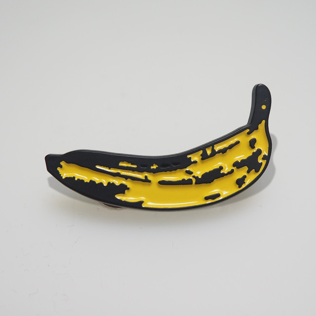 Rock band metal original idea Pink Floyd brooch Blur egg yolk badge peripheral bars pin