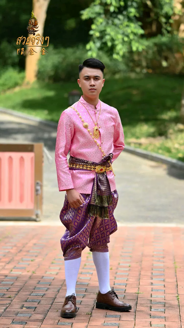 泰国传统服饰的男人 新人首单立减十元 21年11月 淘宝海外