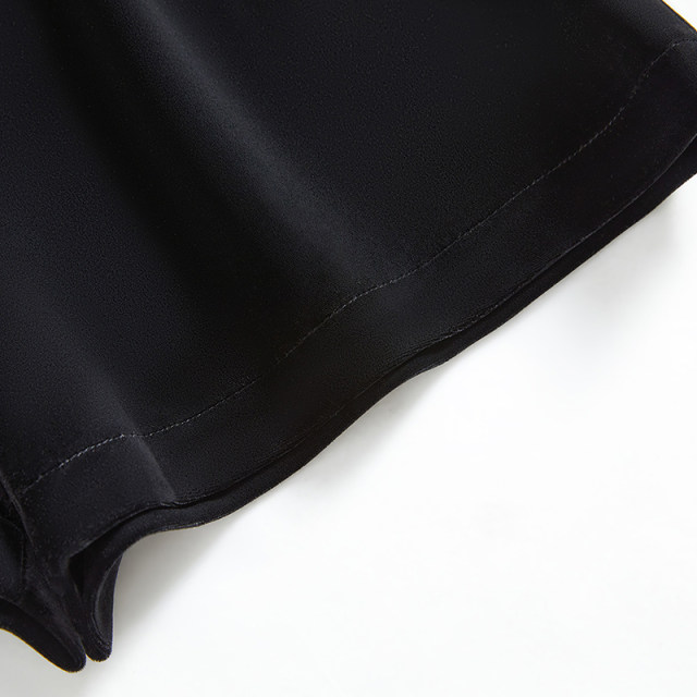 She pool retro shorts 2025 autumn clothes new women's clothing elegant temperament velvet high waist slim and loose wide-leg pants