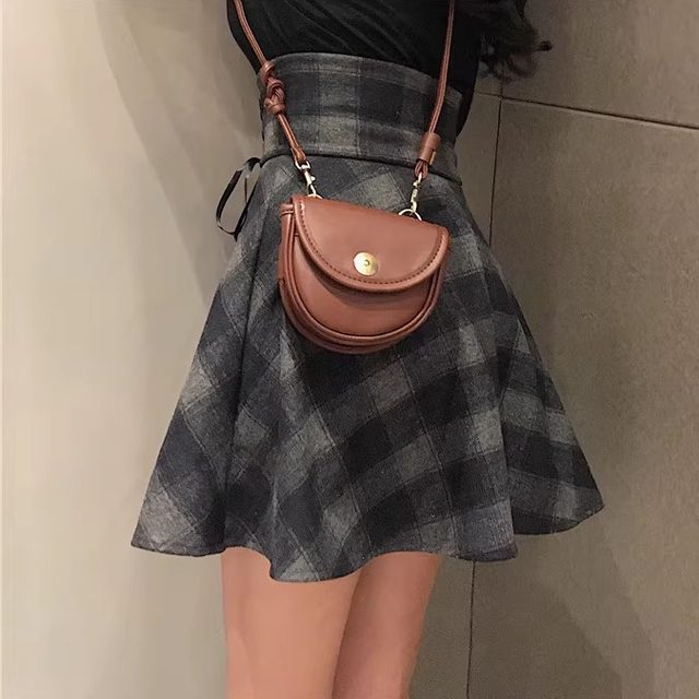 Spicy girl American Bella girl dark gray lattice high waist tie big bands large skirt small short skirt A -line skirt