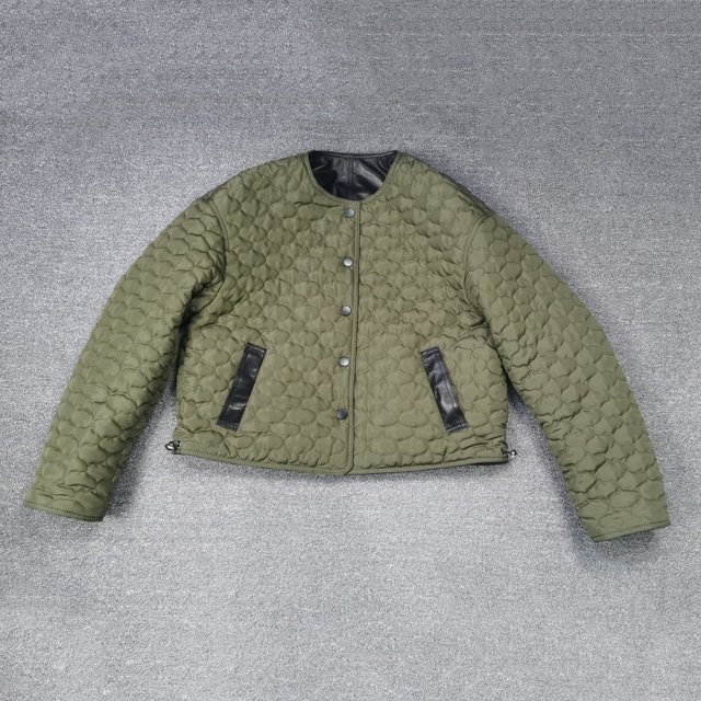 European large-size cotton jacket genuine leather round neck sheepskin loose diamond lattice on both sides wearing motorcycle jacket for women 2025 winter