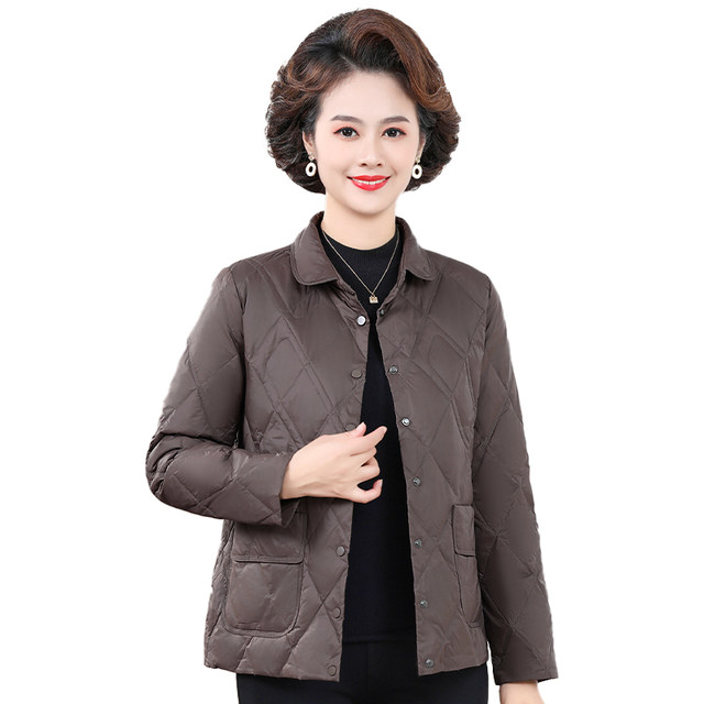 Mom in autumn and winter light down jackets, foreign qi middle -aged women's white duck down jacket, middle -aged and old winter short cotton jacket
