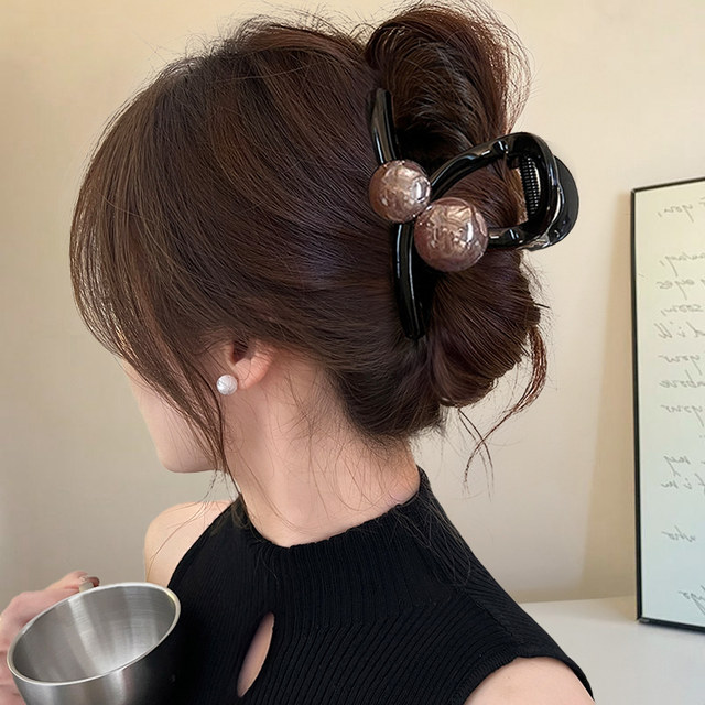 2025 New High-end Pearl Clip Large Shark Clip Autumn and Winter Hair Clip Women's Back Head Hair Clip Hair Accessories