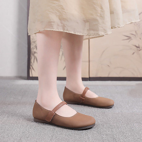
Small size 3233 new summer genuine leather flat mother shoes retro large size 41 Mary Zhen women's singles shoes shallow mouth grandma shoes