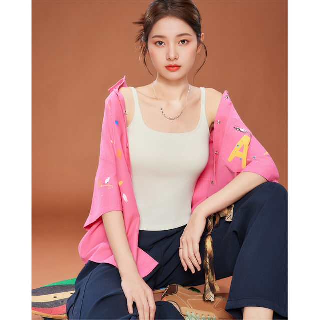 
IEF/Aiyifu breast wrapping 2025 early autumn new Korean simple solid color inner and outer wear vest top with chest pad