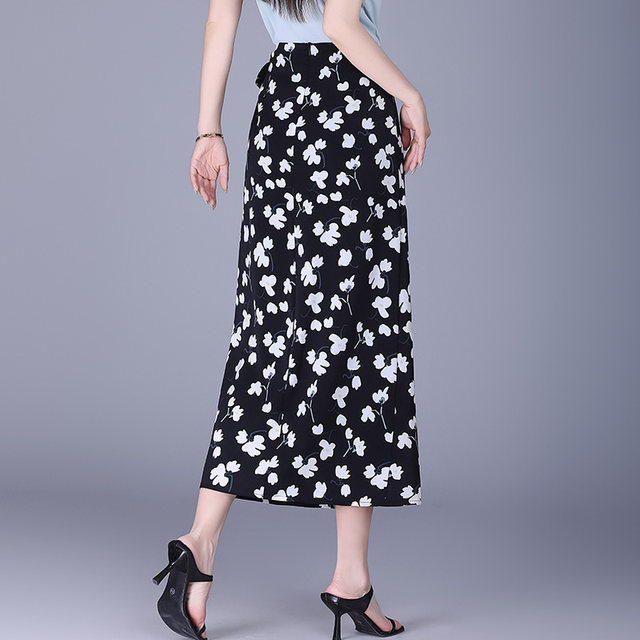Temperament floral skirt for women in summer 2025 new high-waist lace-up slim straight long skirt slit hip-pack skirt
