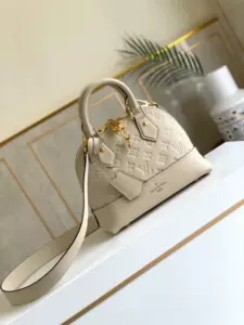 Louis Vuitton M23502 Alma Bb , Beige, One Size