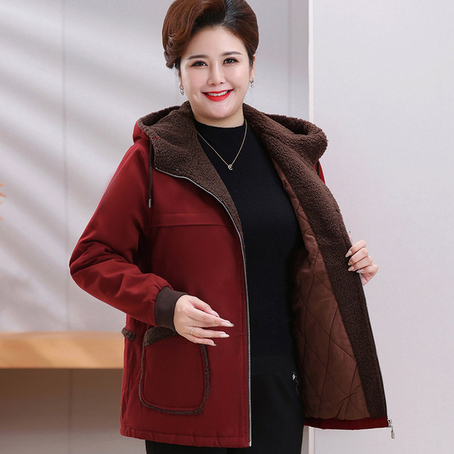 Extra fat plus size fat mother lamb velvet cotton jacket thick coat middle-aged and elderly women autumn and winter grain velvet jacket warm windbreaker