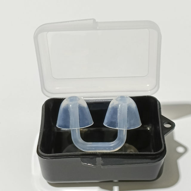 Nose clip swimming stealth nasal congestion adult diving training anti -lying water clip nose, children's silicone nasal tunnel
